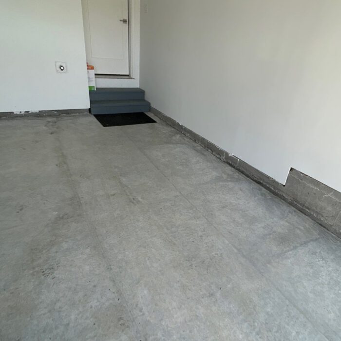 Michaelis ICC before - Incredible Concrete Coatings Michaelis ICC before